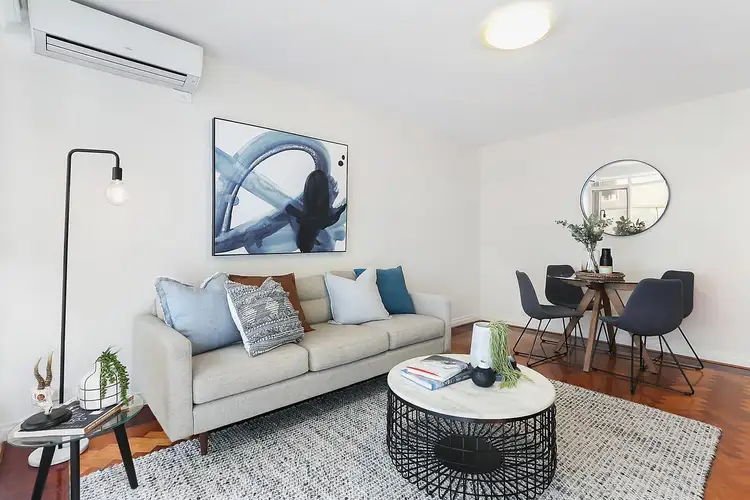 Main view of Homely apartment listing, 2/10 Austin Avenue, Elwood VIC 3184
