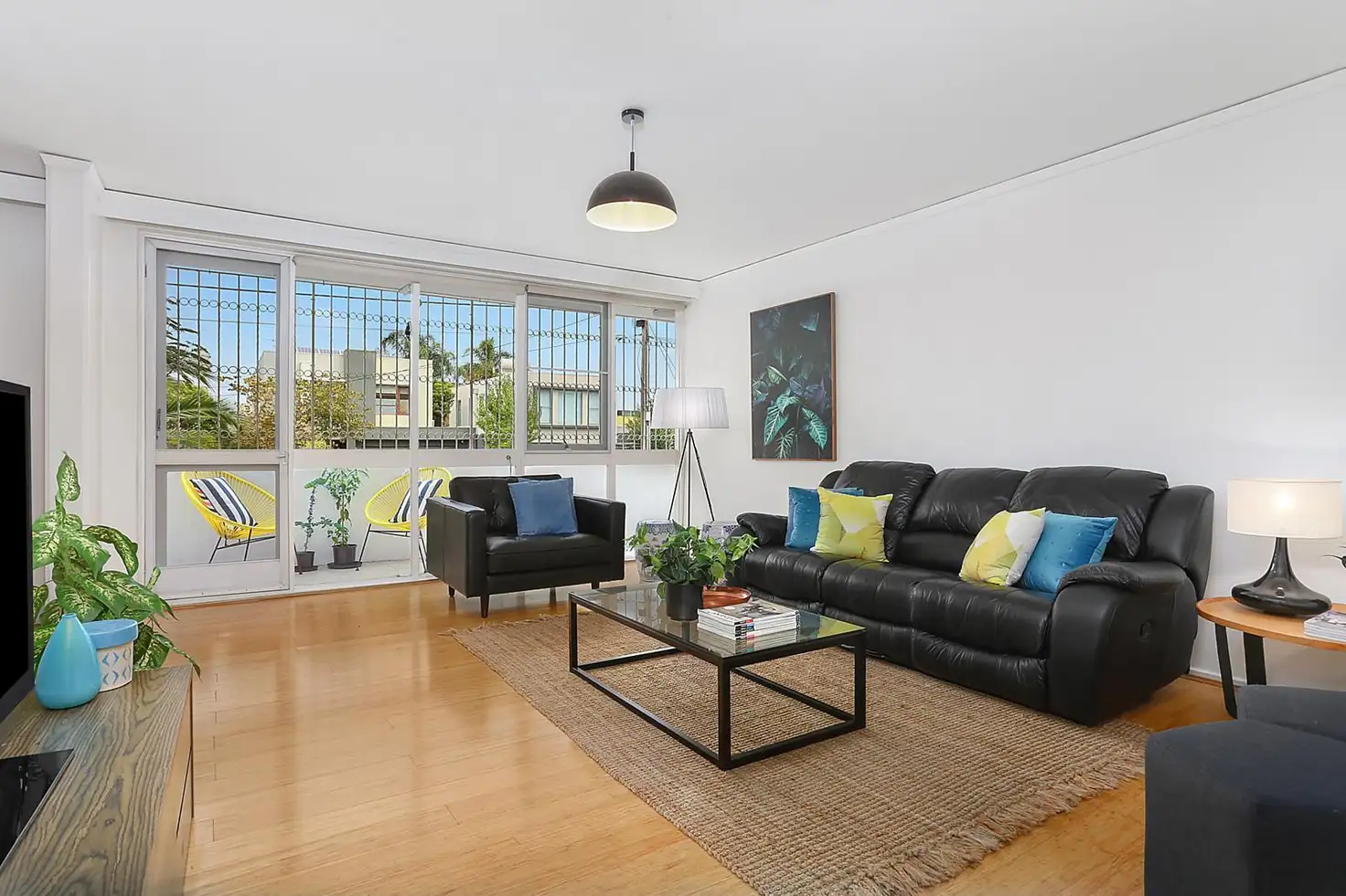 Main view of Homely apartment listing, 2/19 Norwood Road, Caulfield North VIC 3161
