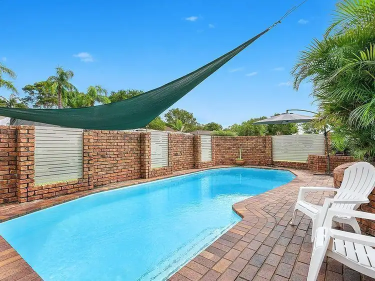 5 Hawkesbury Close, Bateau Bay NSW 2261