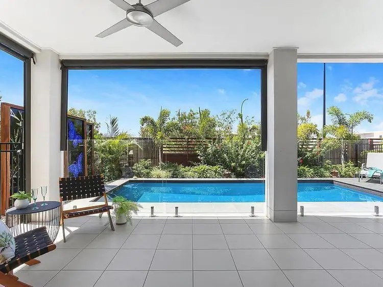 Second view of Homely house listing, 2 Viridian Circuit, Birtinya QLD 4575