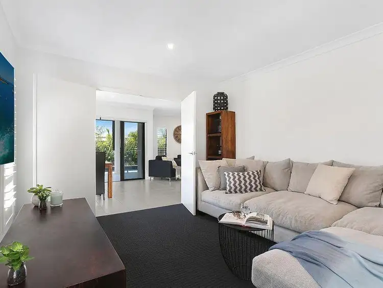 Fifth view of Homely house listing, 2 Viridian Circuit, Birtinya QLD 4575