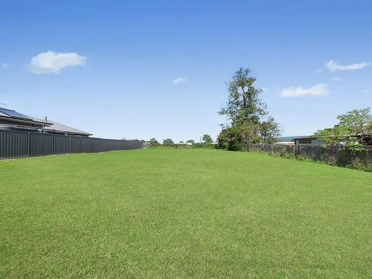 6 Burragorang Street, The Oaks NSW 2570