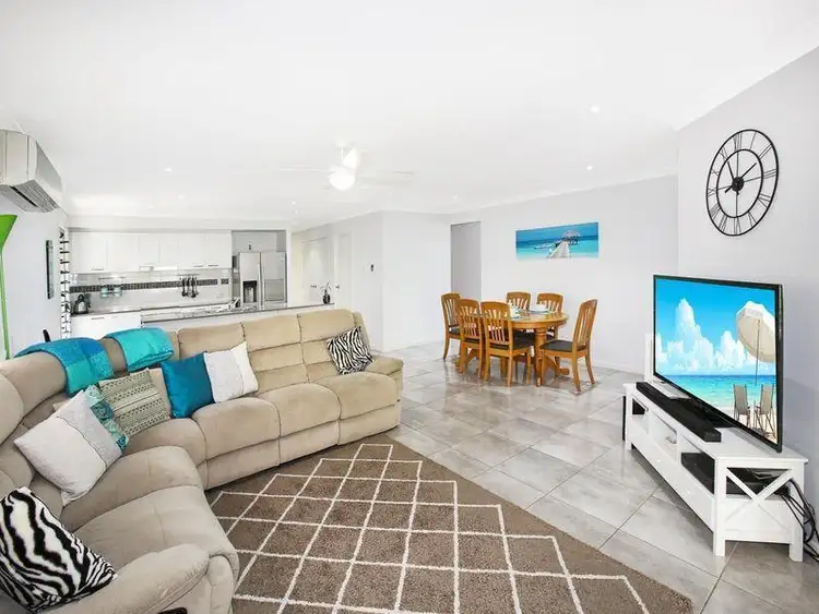 Second view of Homely house listing, 24 Sunrise Terrace, Little Mountain QLD 4551