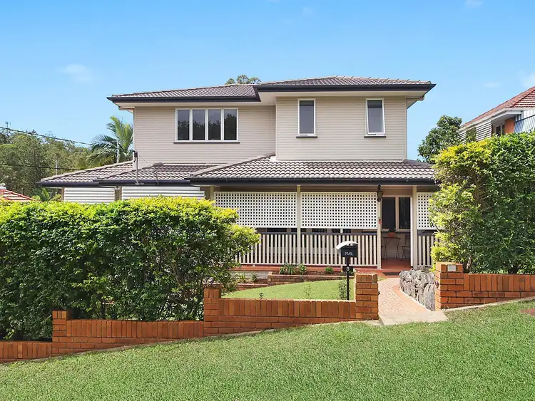 8 Garioch Street, Tarragindi QLD 4121