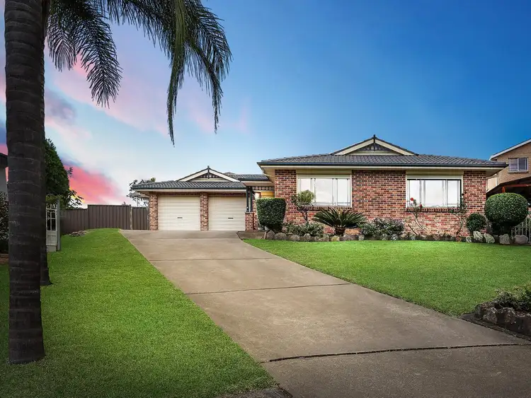 3 Kent Place, Bossley Park NSW 2176