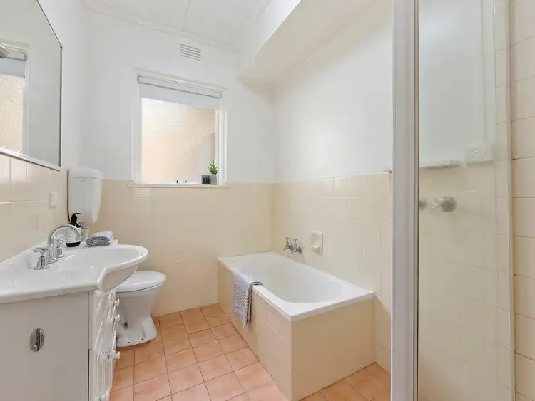 Fourth view of Homely apartment listing, 6/306 Dandenong Road, St Kilda East VIC 3183