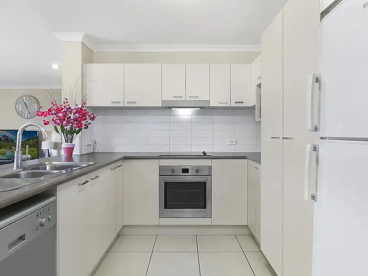 Second view of Homely house listing, 3 Flinders Court, Gracemere QLD 4702