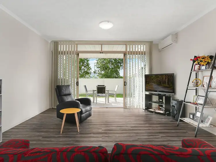 Second view of Homely unit listing, 1/8 Mascar Street, Upper Mount Gravatt QLD 4122