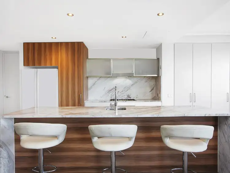 14/15 Coranderrk Street, City ACT 2601