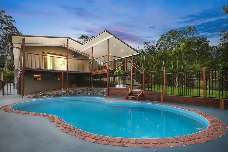 21 Kimba Street, Chapel Hill QLD 4069