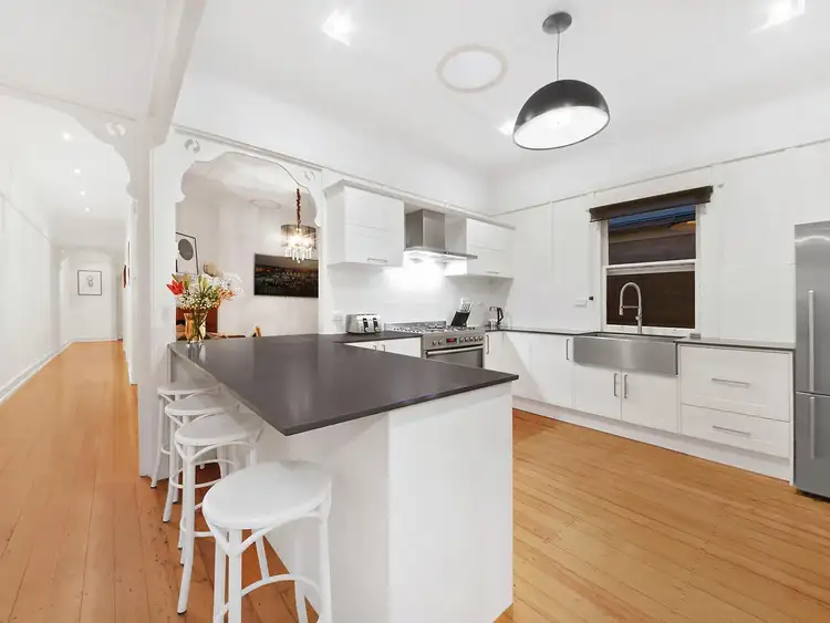 Main view of Homely townhouse listing, 1/47 Winchester Street, Hamilton QLD 4007