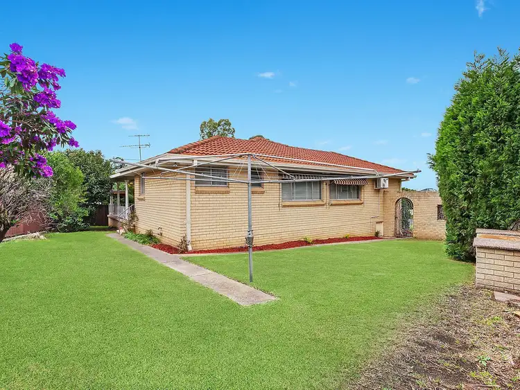 Fourth view of Homely house listing, 6 Walmsley Close, Prairiewood NSW 2176