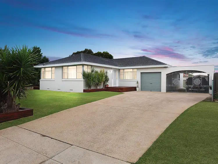 14 Templeton Crescent, Moorebank NSW 2170