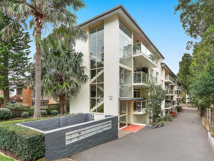 7/12 Golf Avenue