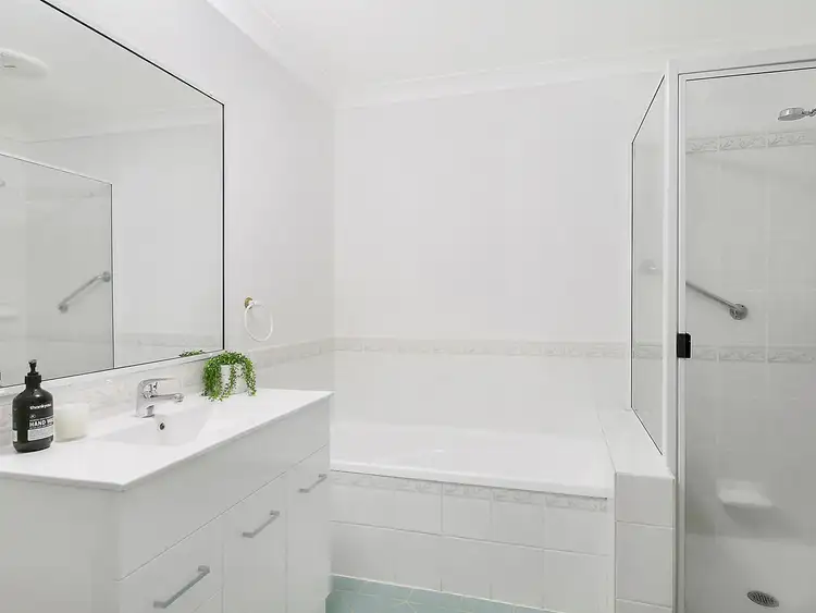 Fifth view of Homely unit listing, 10/100 Victoria Place, Berserker QLD 4701