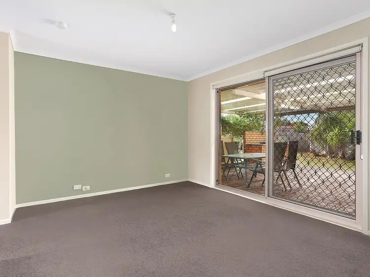 Fifth view of Homely house listing, 12 Tenby Court, Craigieburn VIC 3064