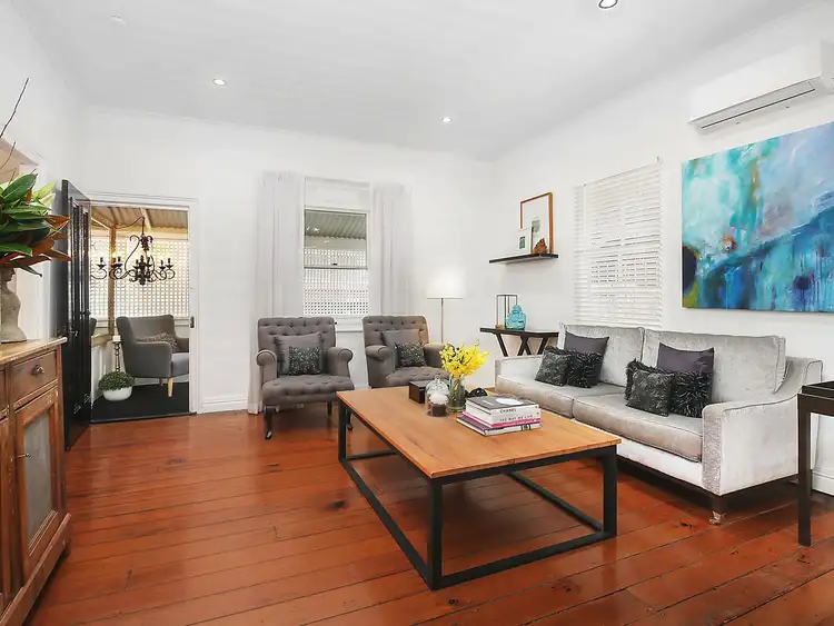 Second view of Homely house listing, 14 Robert Street, Spring Hill QLD 4000