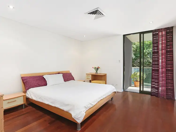 Sixth view of Homely unit listing, 2/12 Kurrawa Avenue, Coogee NSW 2034