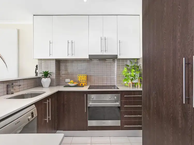 Second view of Homely apartment listing, 2/2 New McLean Street, Edgecliff NSW 2027