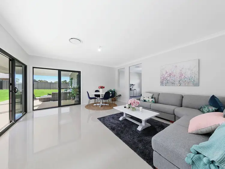 Fourth view of Homely house listing, 2/36A Woodlands Drive, Weston NSW 2326