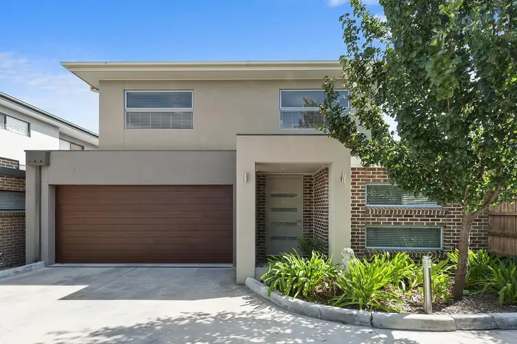 17 Balanada Close, Alfredton VIC 3350