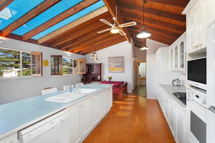 Third view of Homely apartment listing, 5/162 Avoca Drive, Avoca Beach NSW 2251