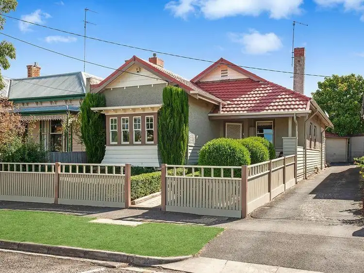 12 Lyons South Street, Ballarat Central VIC 3350