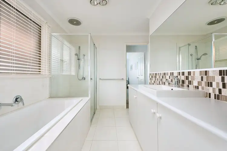 Fifth view of Homely unit listing, 16 Enfield Place, Forest Hill VIC 3131