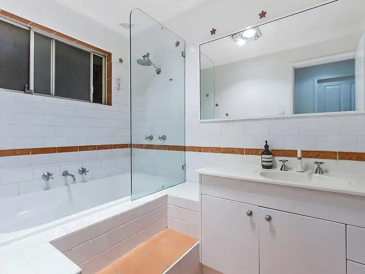 Fourth view of Homely house listing, 8 Shona Close, Narara NSW 2250