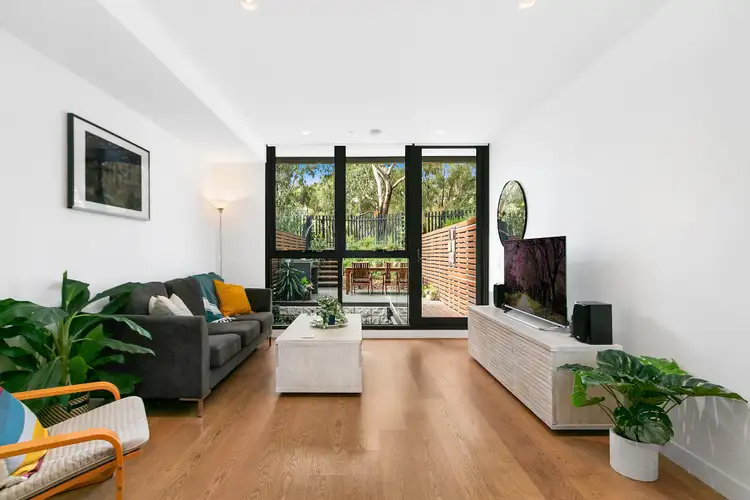 7LG/18 Acacia Place