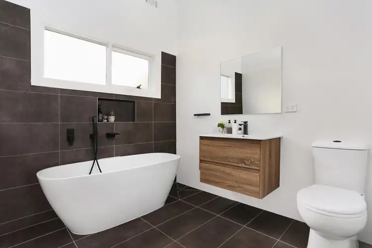 Fifth view of Homely house listing, 2 Spring Street, Sandringham VIC 3191