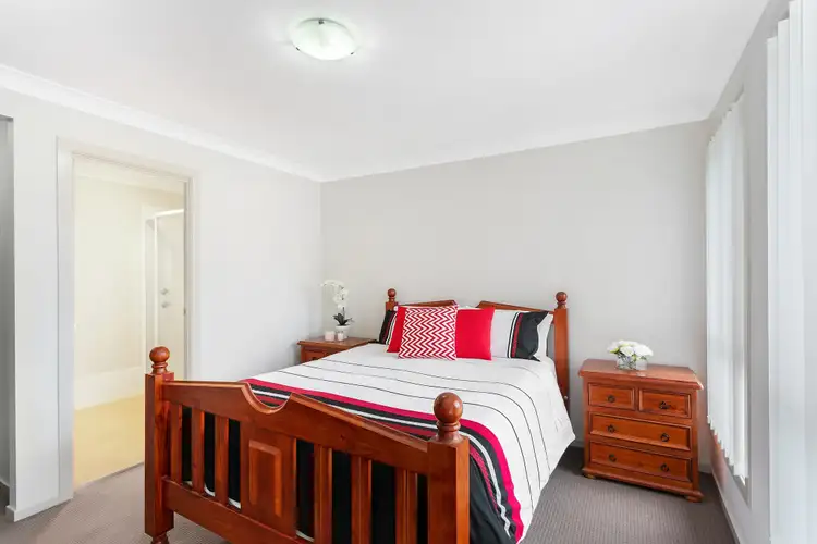 Fifth view of Homely house listing, 8 Oakmont Place, Woongarrah NSW 2259
