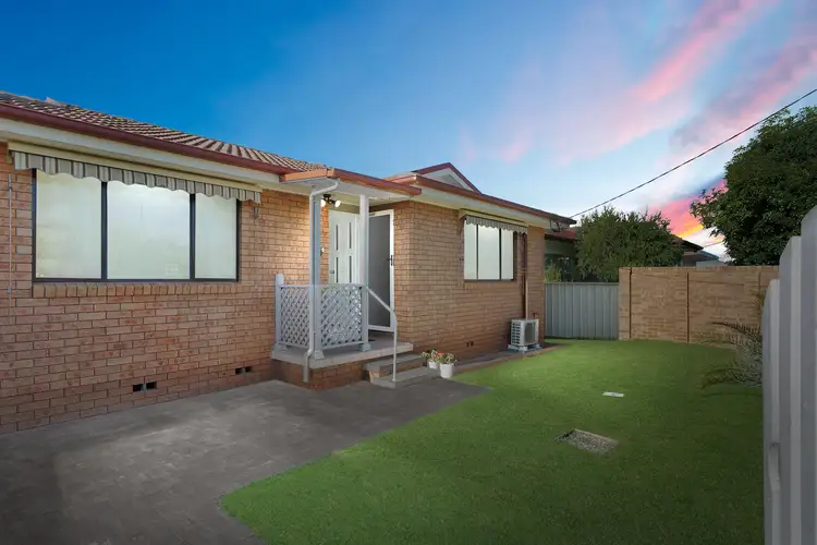 25 James Road, Toukley NSW 2263