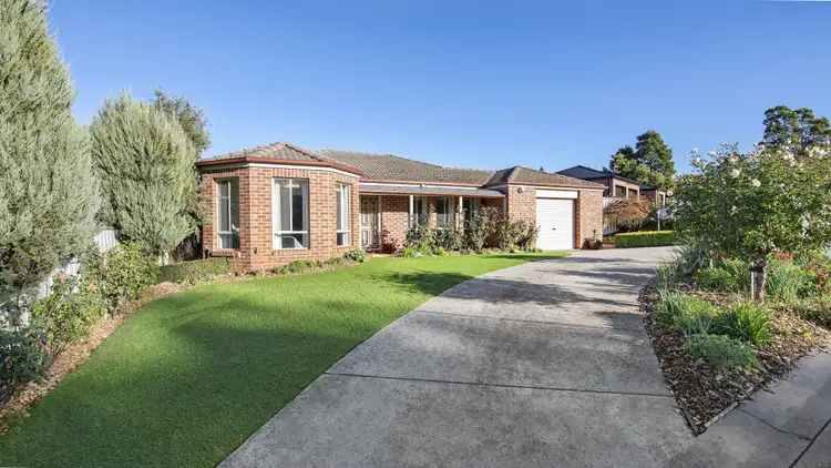 3 Lawless Place, Brown Hill VIC 3350