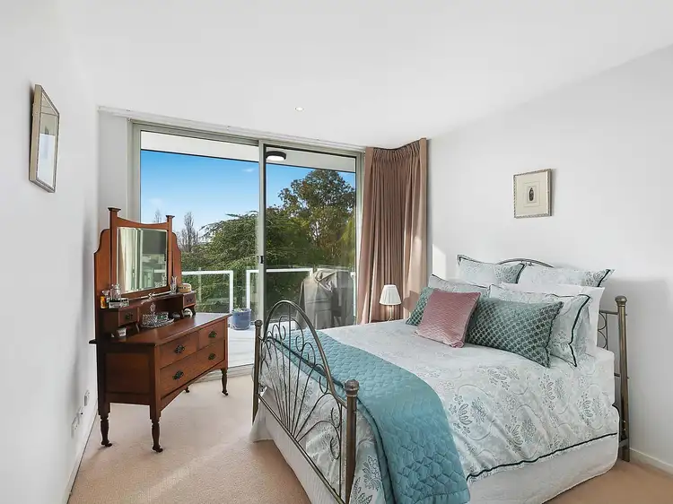 Fourth view of Homely apartment listing, 17/3 Bowen Drive, Barton ACT 2600