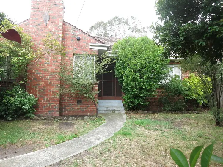 221 Springvale Road