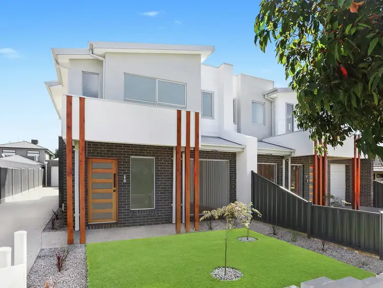 Main view of Homely townhouse listing, 2/40 Greene Street, South Kingsville VIC 3015