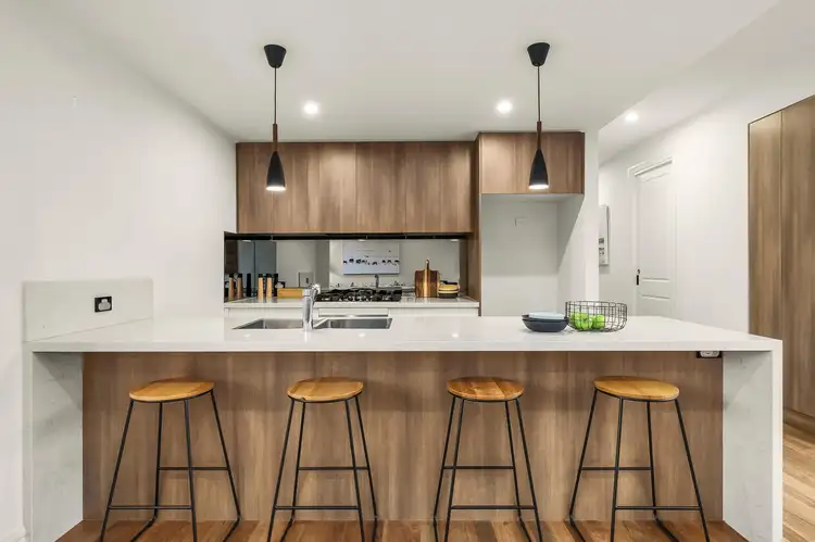 1/23 Farleigh Avenue, Burwood VIC 3125