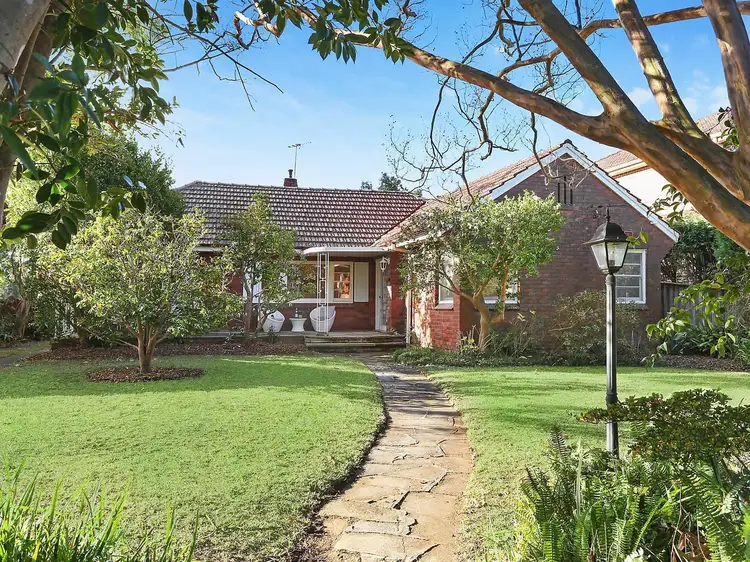 36 Darnley Street, Gordon NSW 2072