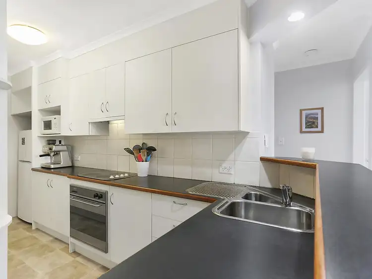 Fifth view of Homely apartment listing, 4/40 Dunmore Terrace, Auchenflower QLD 4066