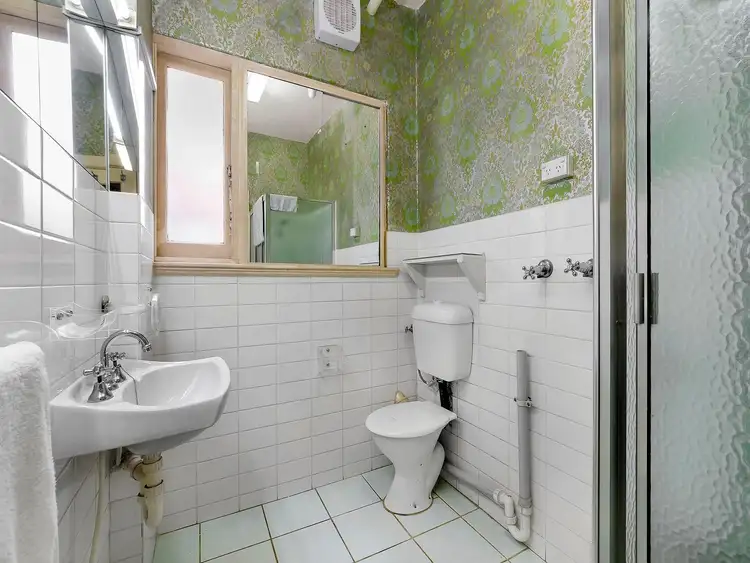 Fifth view of Homely apartment listing, 1/31 Eildon Road, St Kilda VIC 3182