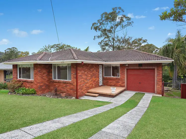 14 Walker Road, Wyoming NSW 2250