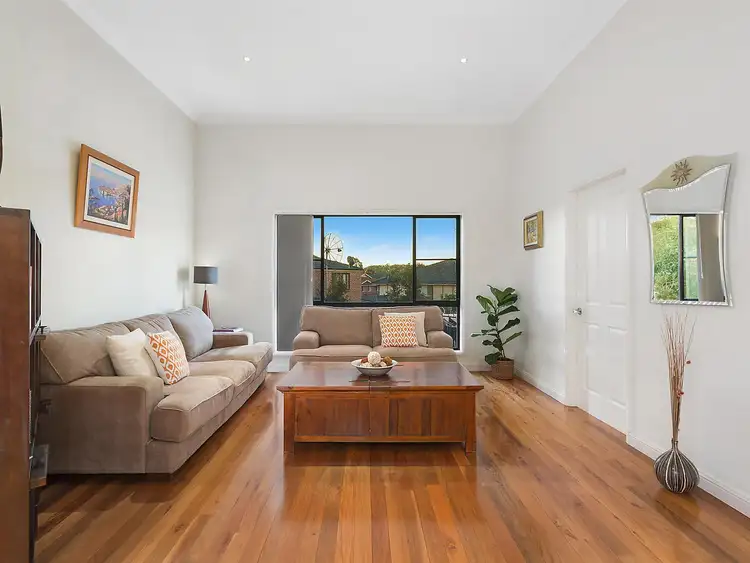 Fifth view of Homely house listing, 5 Rainham Circuit, West Hoxton NSW 2171