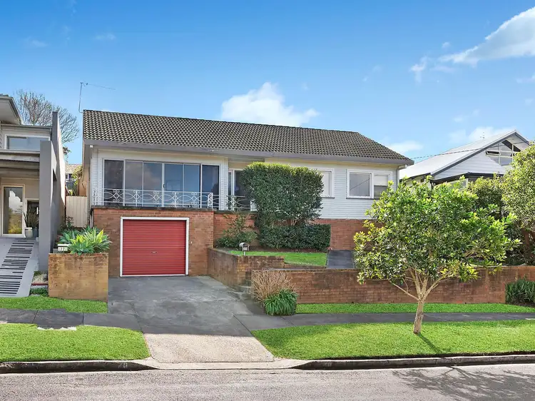 20 Kempster Road, Merewether NSW 2291
