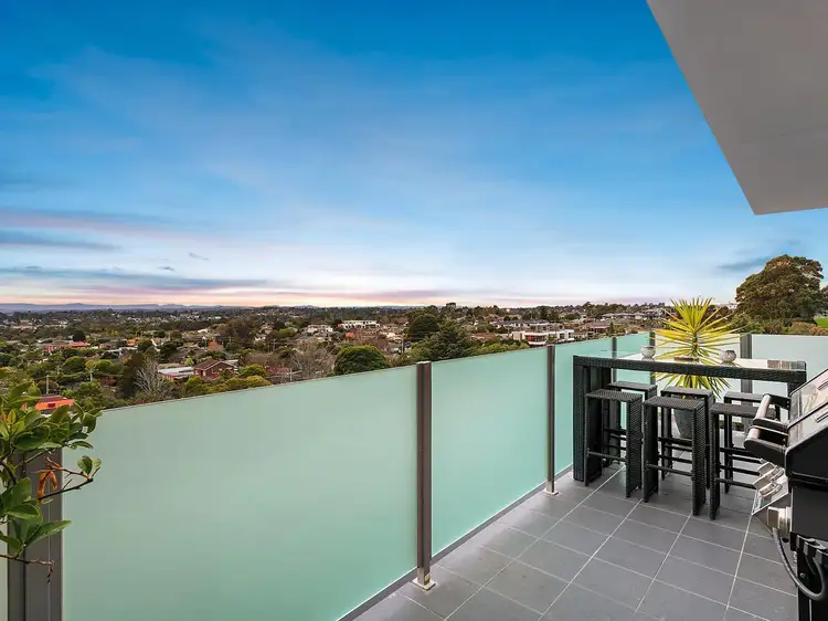 402/13-15 Goodson Street, Doncaster VIC 3108
