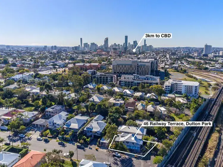 46 Railway Terrace, Dutton Park QLD 4102