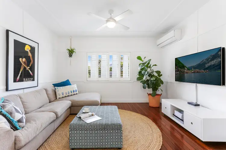 17 Orlando Road, Yeronga QLD 4104