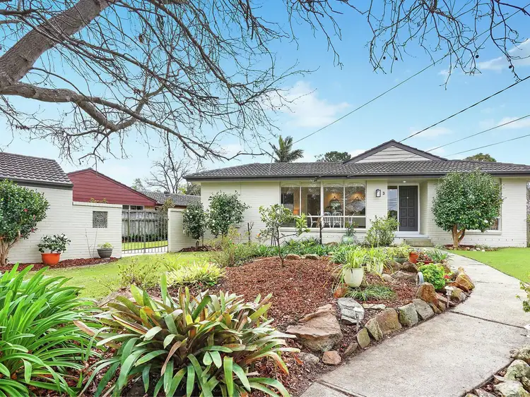 3 Lynette Close, Hornsby Heights NSW 2077