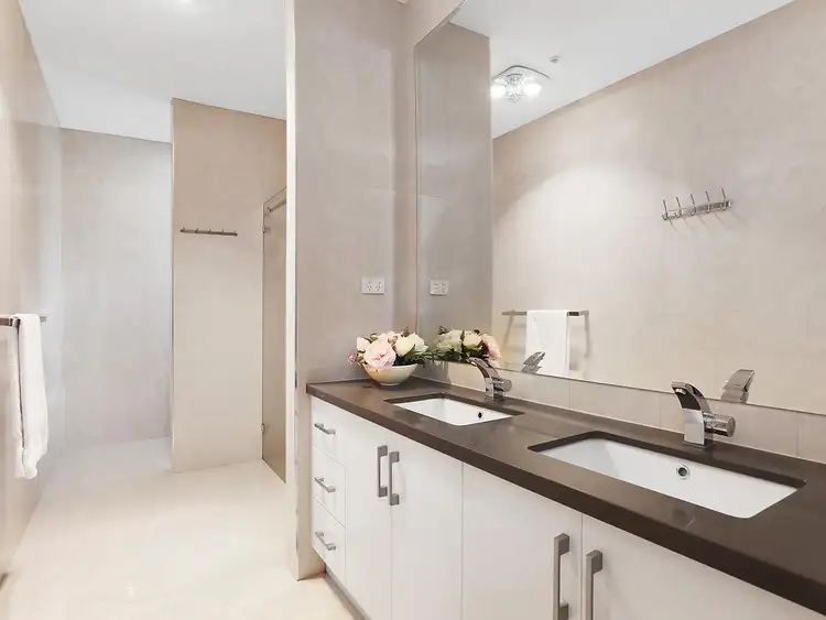 Fifth view of Homely house listing, 32 Aikman Crescent, Chadstone VIC 3148