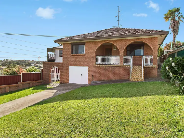 32 Holman Street, Port Kembla NSW 2505